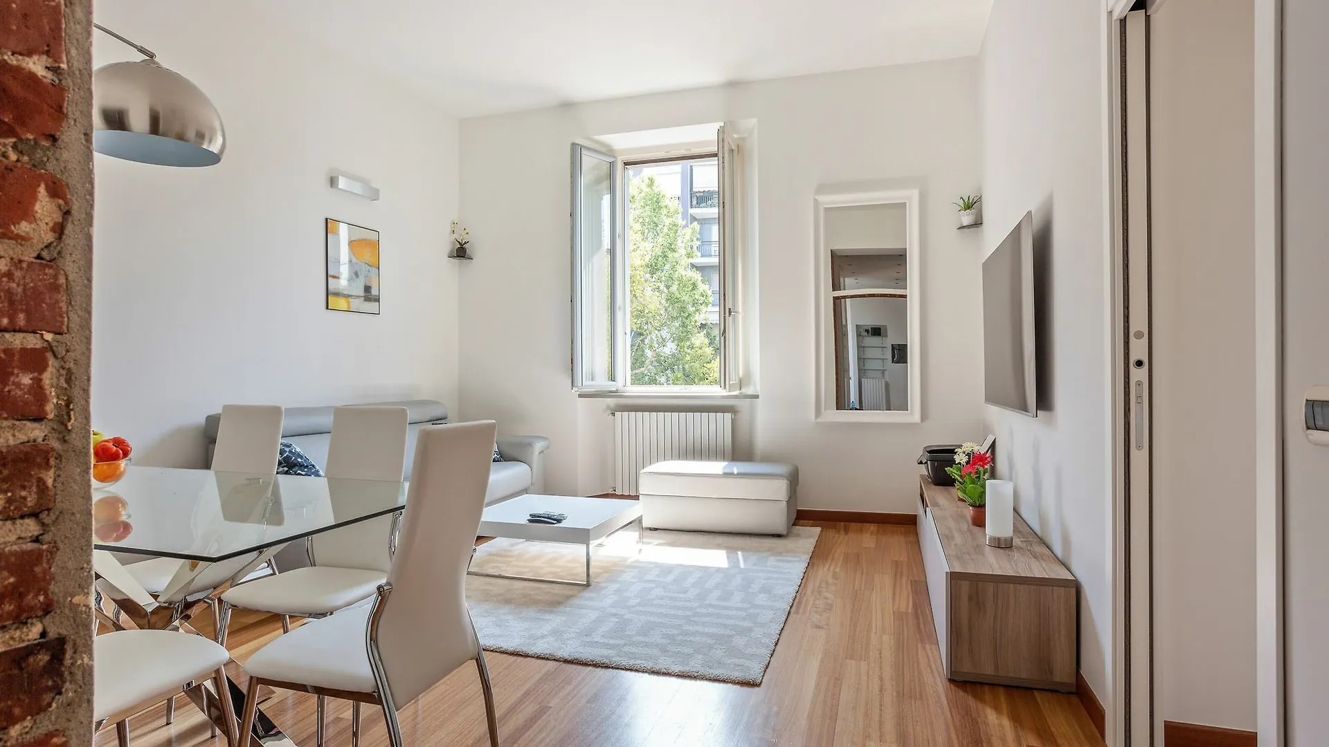 Rentopolis Poliziano 13 - Fiera Milano Apartment